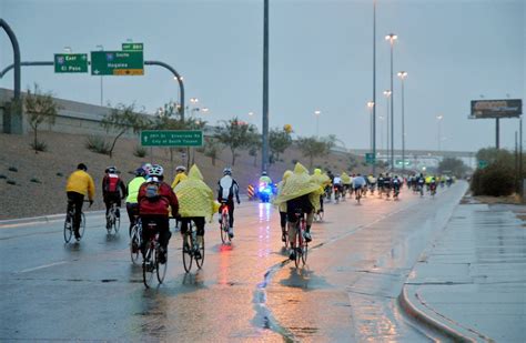Tour de tucson - TUCSON, Ariz. (KGUN) — After COVID-19 forced a one year hiatus, El Tour de Tucson returns on Saturday, with a few changes. The 102-mile route once again will start and finish at Armory Park in ...